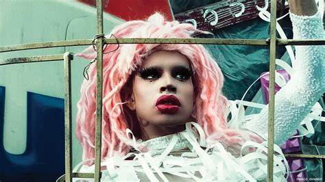 yvie oddly head|'RuPaul's Drag Race' Star Yvie Oddly Opens Up .